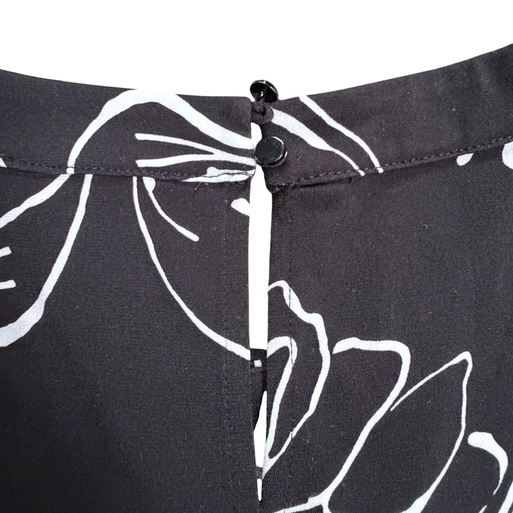 Karl Lagerfeld Paris Black White Floral Sleeveless Bow Neck Top Women's Size S - Picture 9 of 9